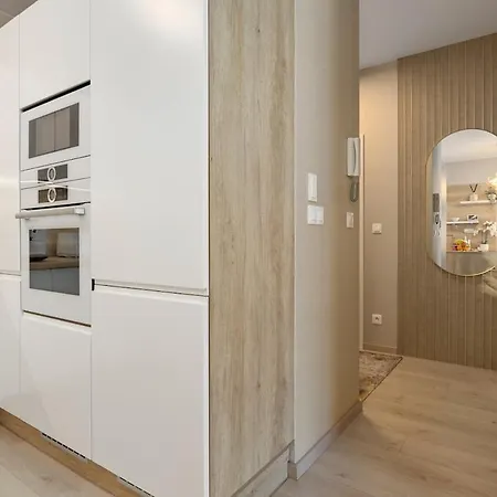 Διαμέρισμα Golden Sunflower Μπρατισλάβα