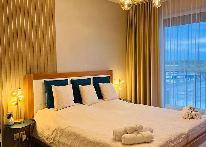 Apartament Golden Sunflower